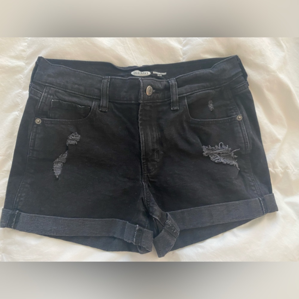 Old Navy Boyfriend Mid-Rise Black Denim Shorts